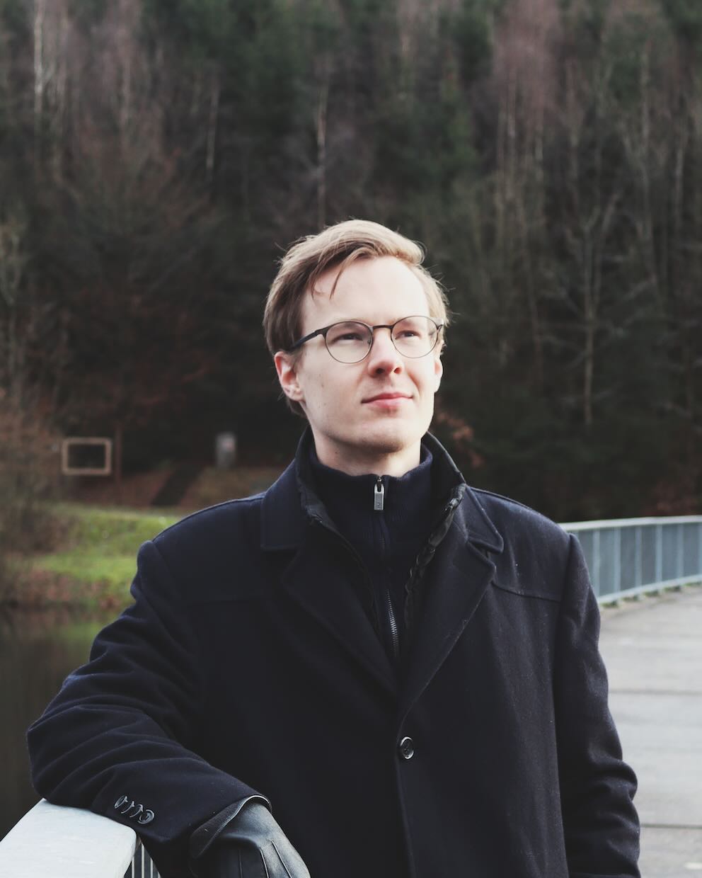 Artistic portrait of pianist Martin Kaptein.